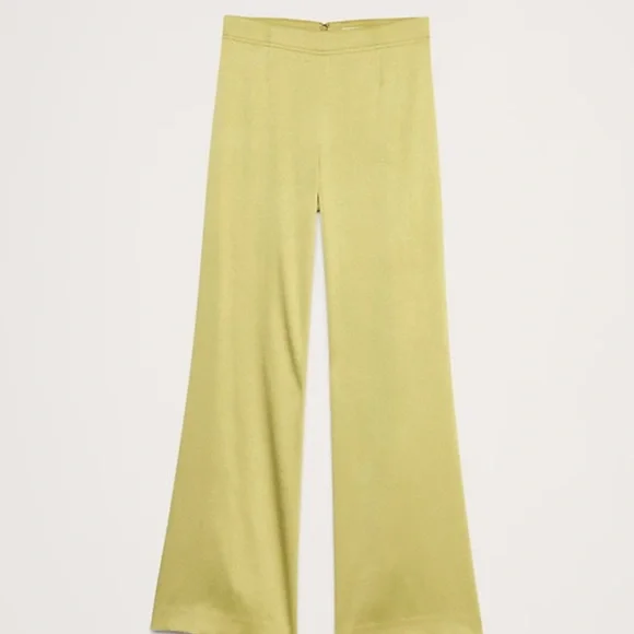 NWT Banana Republic Mid-Rise Kick-Flare Satin Ankle Pant - Picture 3 of 3